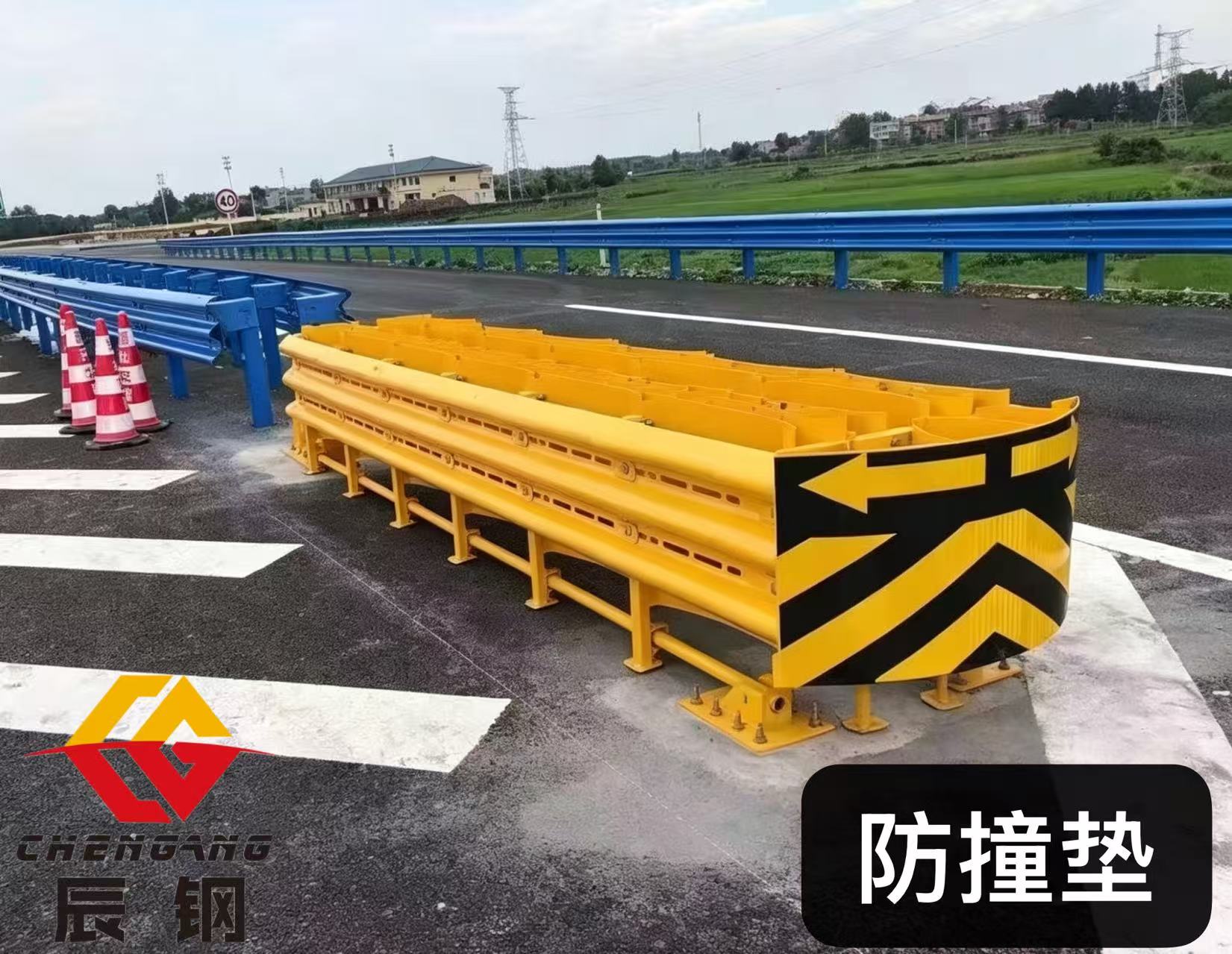阿坝藏族羌族自治州道路防撞护栏道路防撞护栏 - 方案